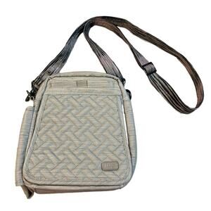 Lug Gray Quilted Flapper Convertible Waist Crossbody Bag Purse Travel Versatile